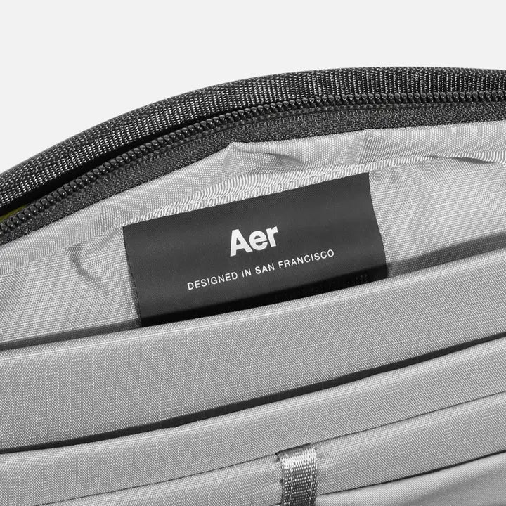 Aer Day Sling 4 Max(2色)