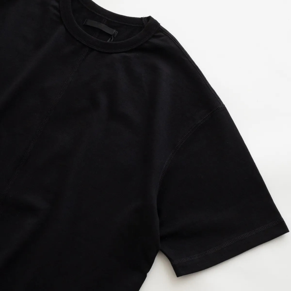Juha SIGNATURE TEE
