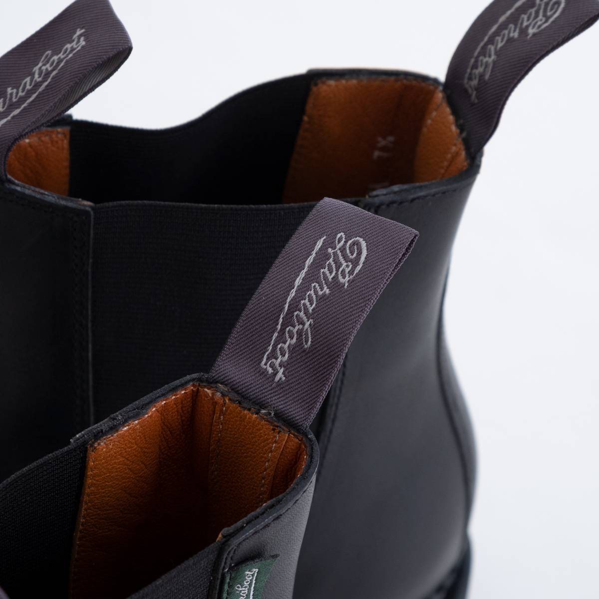 マネージュ｜Paraboot