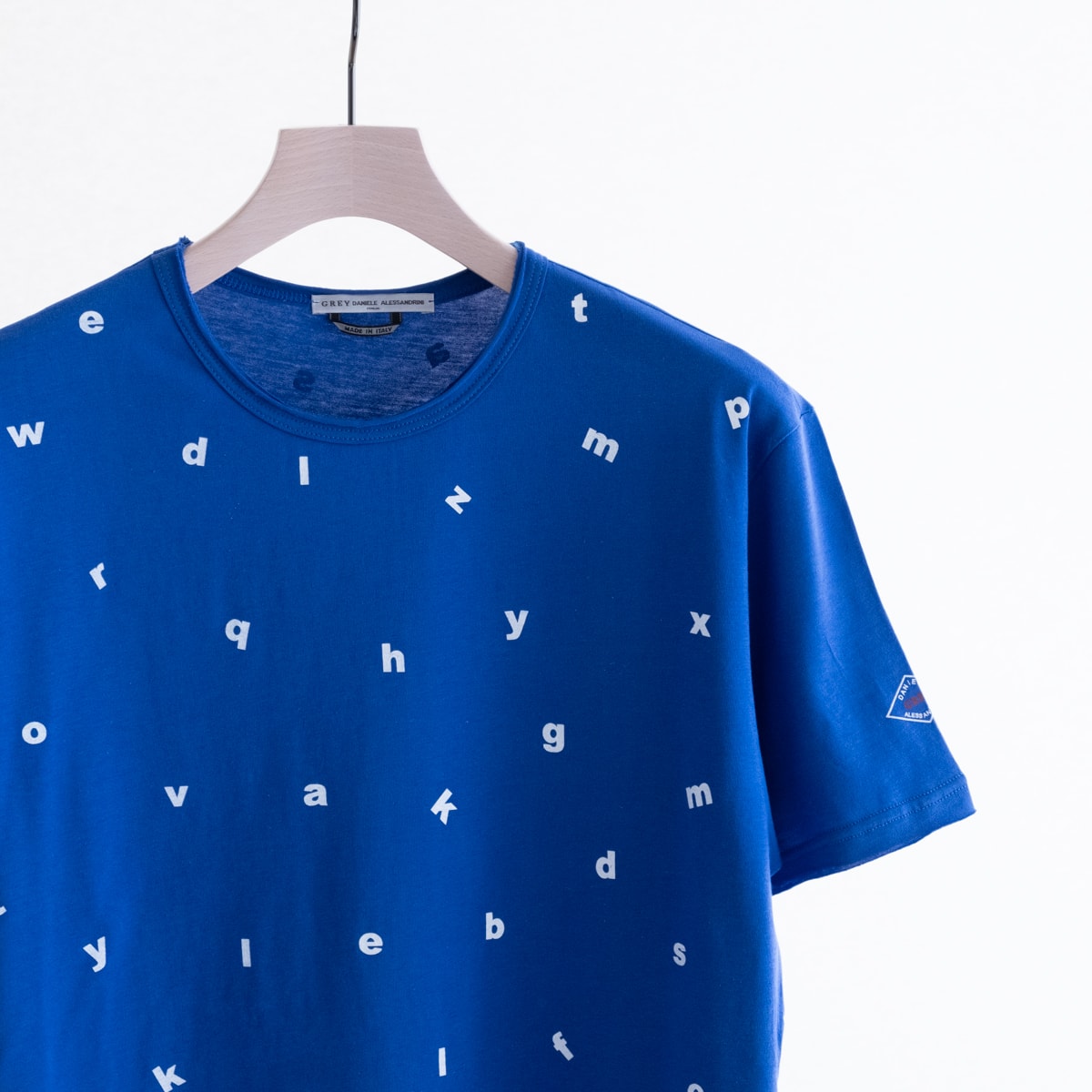 マリア フィリ ショート スリーブ Tシャツ（2色）｜DANIELE ALESSANDRINI