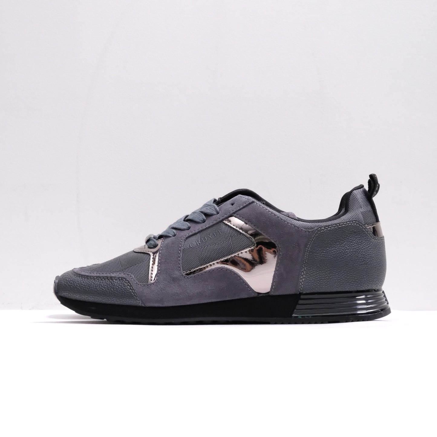 ルッソ（2色）｜CRUYFF