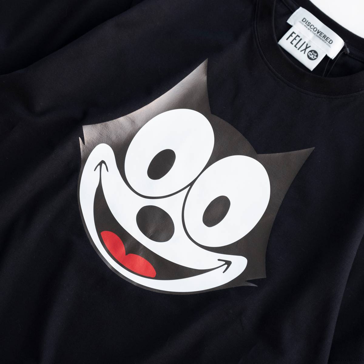 フェリックス フェイス Tシャツ｜DISCOVERED