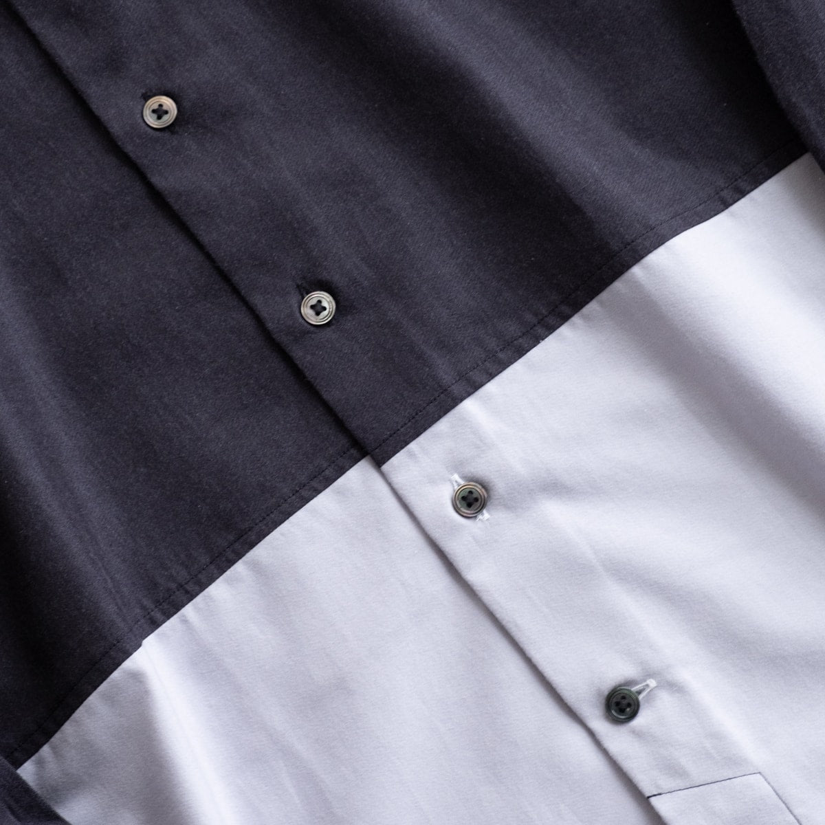 FEEL EASY ORIGINAL TWO TONE SHIRTS