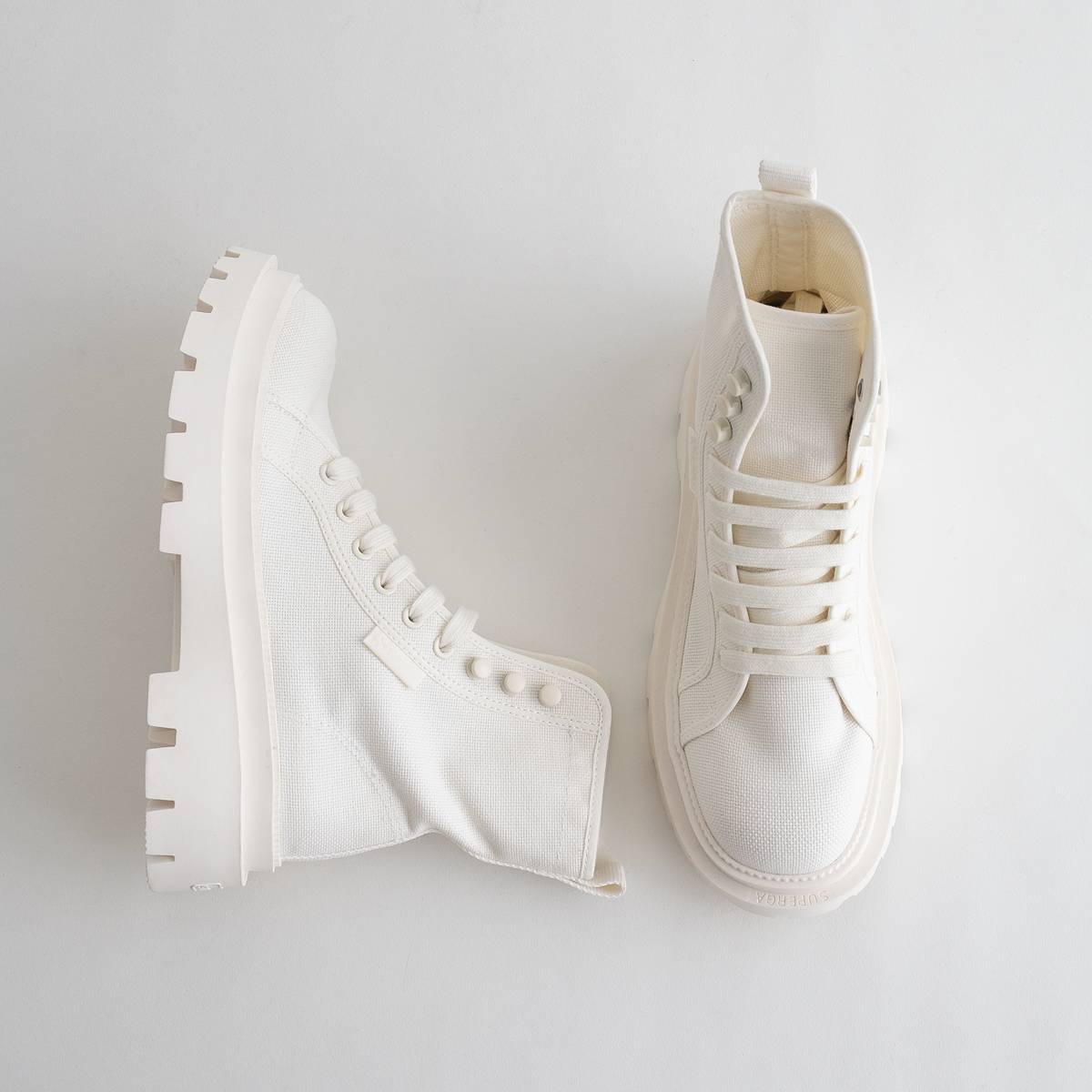ウィメンズ 3051 アルピナ エイペックス｜SUPERGA