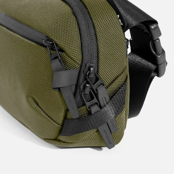 Aer Day Sling 4（2色）