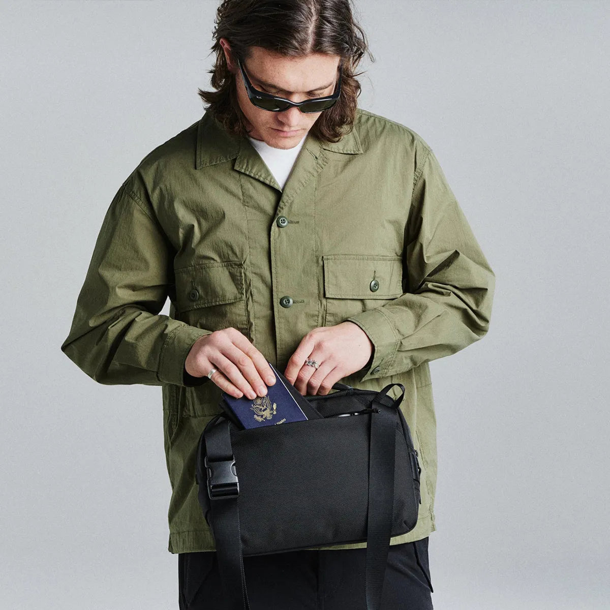 Aer Day Sling 4 Max（2色）