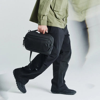 Aer Day Sling 4 Max（2色）