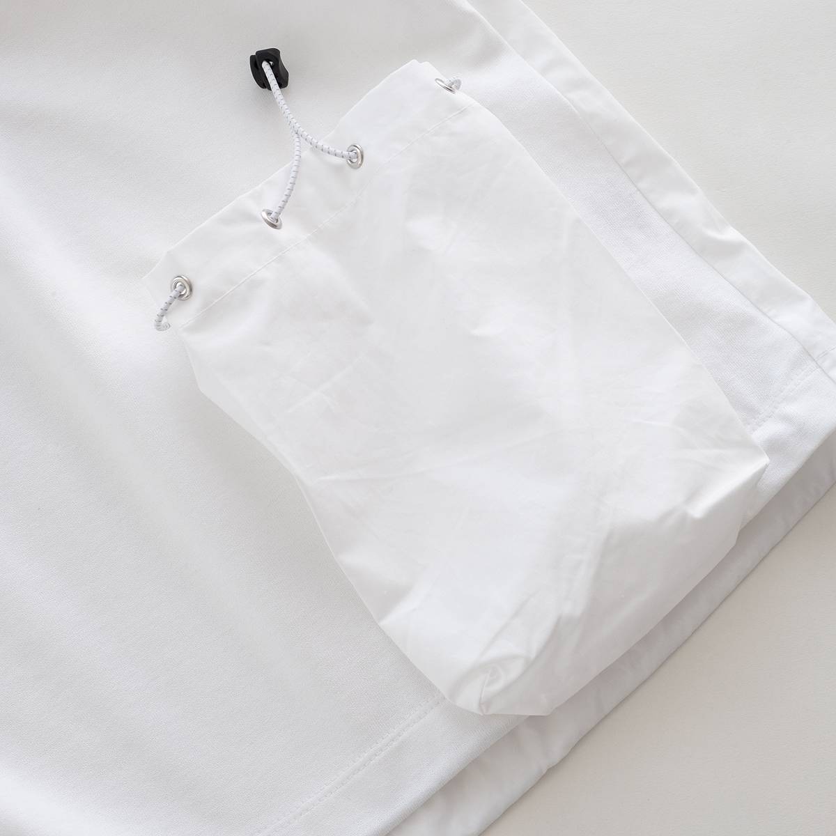 パース ポケット S/S Tシャツ（2色）｜DISCOVERED
