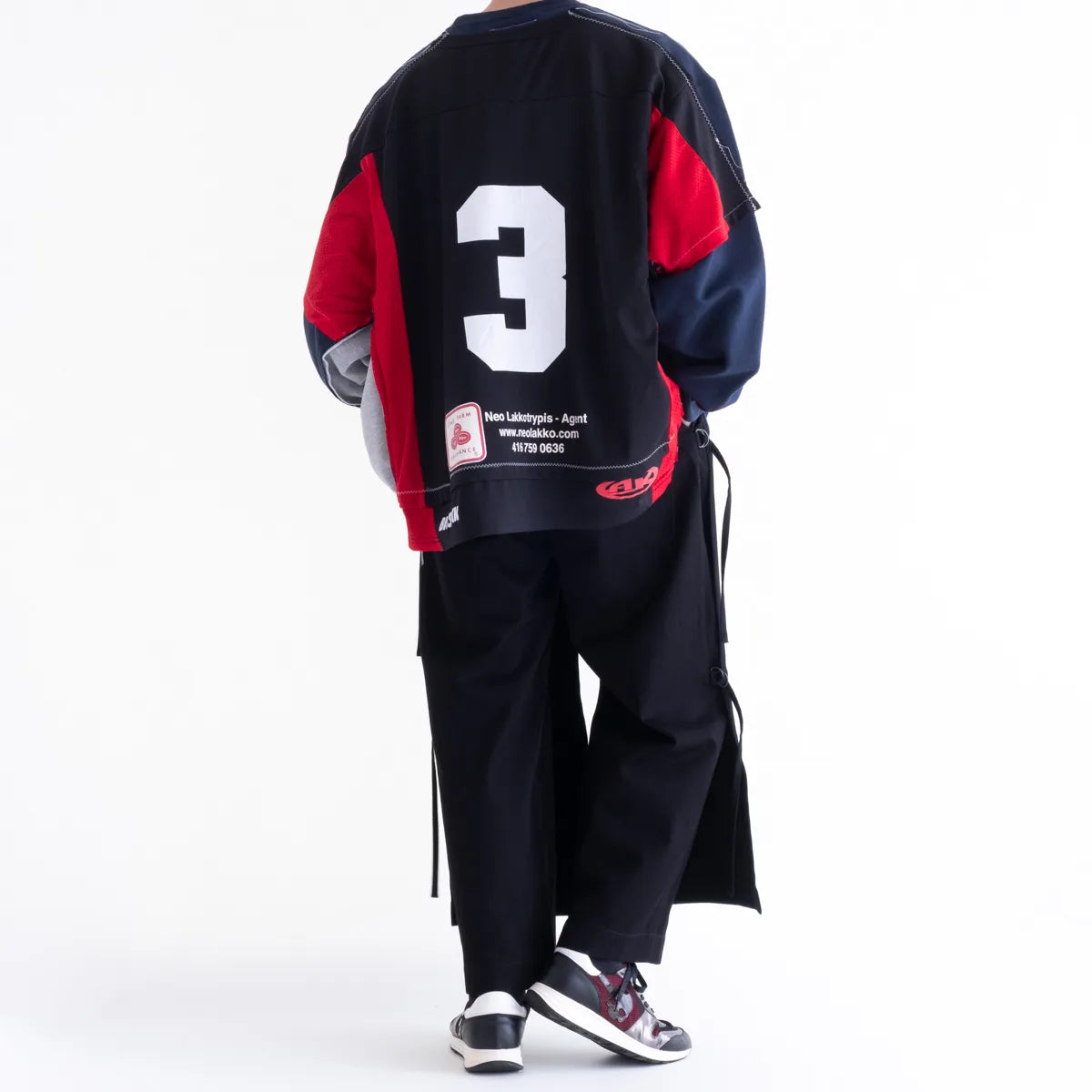DISCOVERED FOOTBALL SWEAT