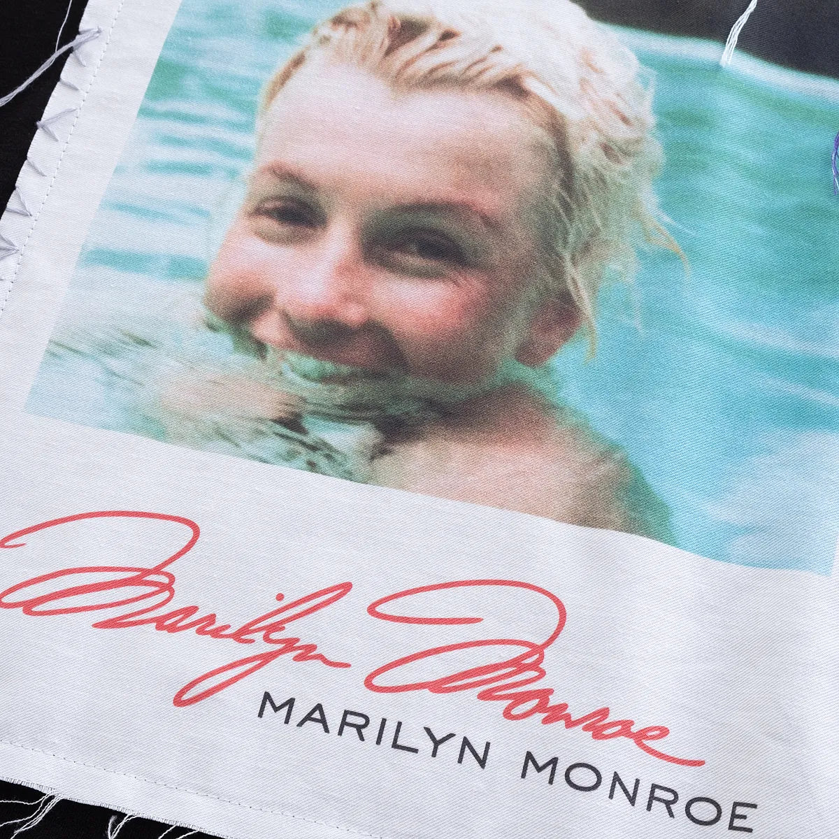 DISCOVERED MARILYN MONROE TEE POOL（2色）