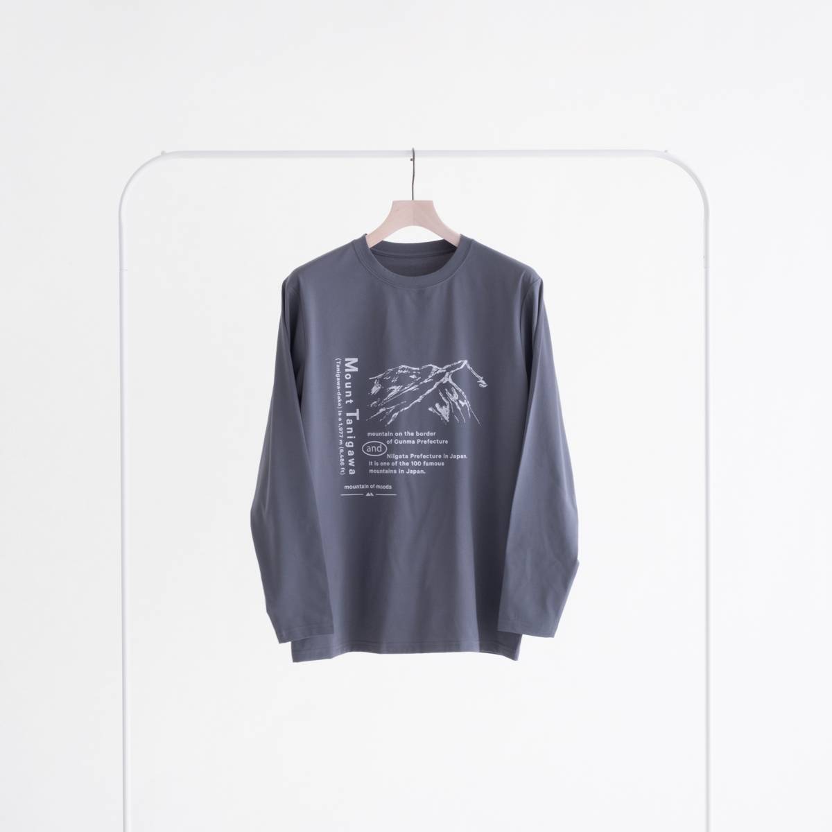 マウンテンオブムーズ コラボ Mt Tanigawa ロング スリーブ Tシャツ（2色）｜Snow Peak