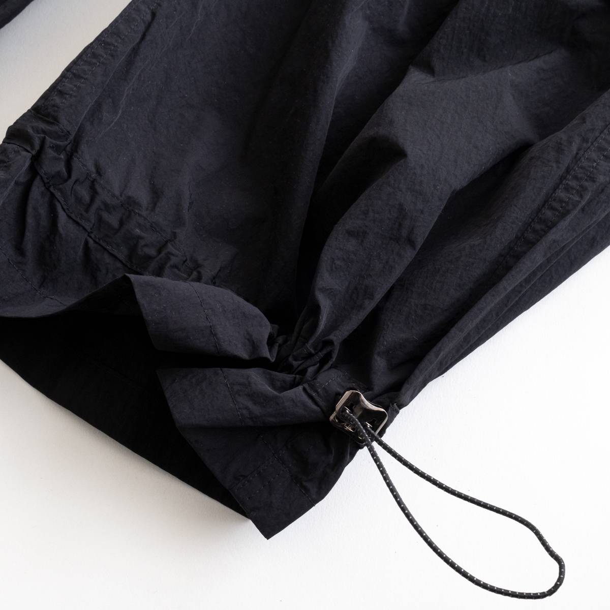 prasthana（プラスターナ）parachute over trousers OD 正規取扱通販