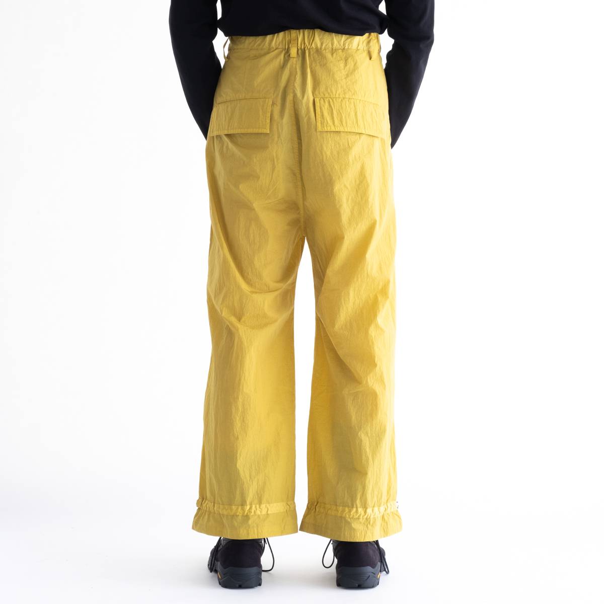 prasthana（プラスターナ）parachute over trousers OD 正規取扱通販