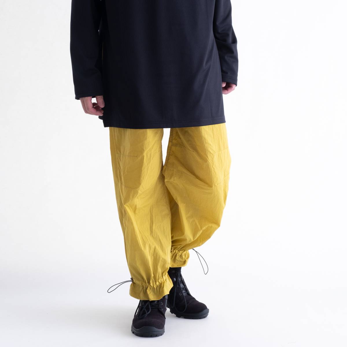 prasthana（プラスターナ）parachute over trousers OD 正規取扱通販
