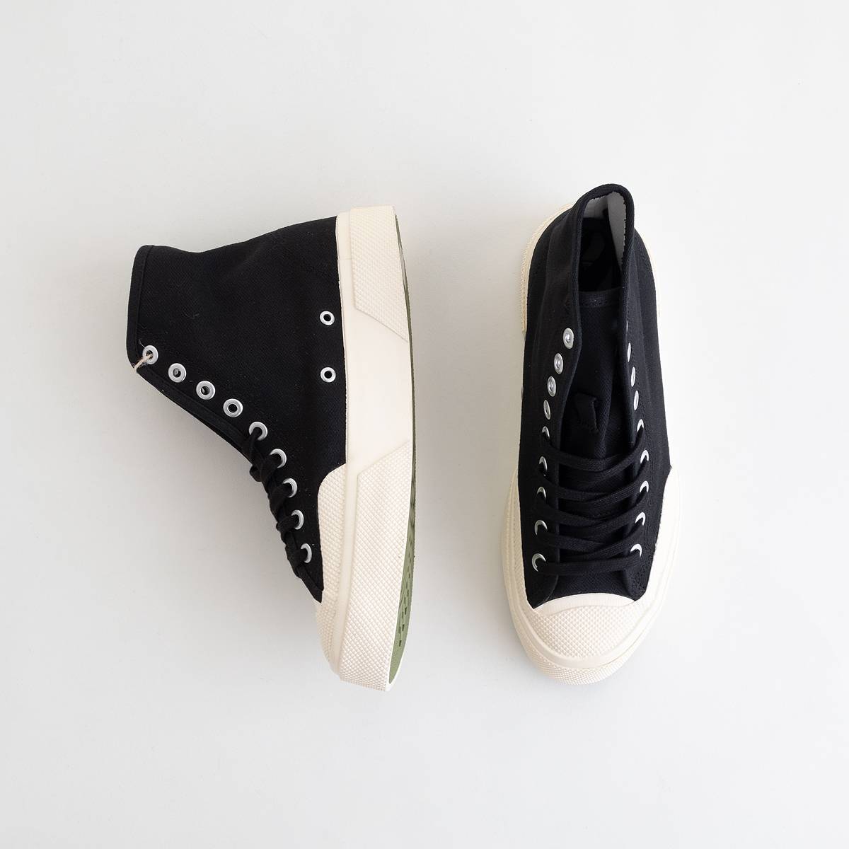 ウィメンズ 2433 ワークス HC ブロークンツイル｜SUPERGA