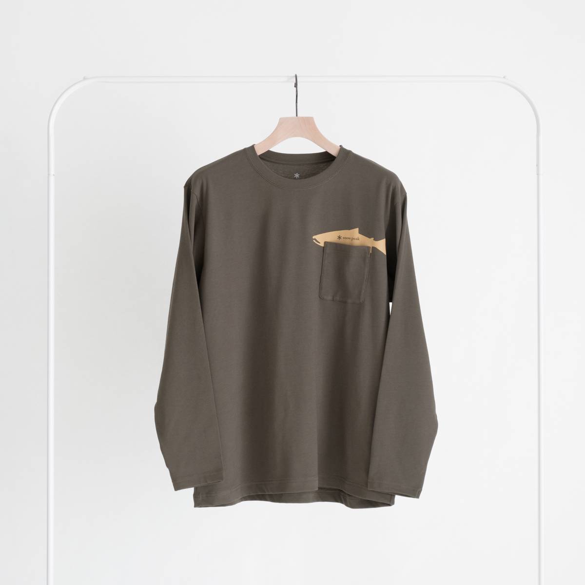 トラウト ポケット ロング スリーブ Tシャツ（3色）｜Snow Peak