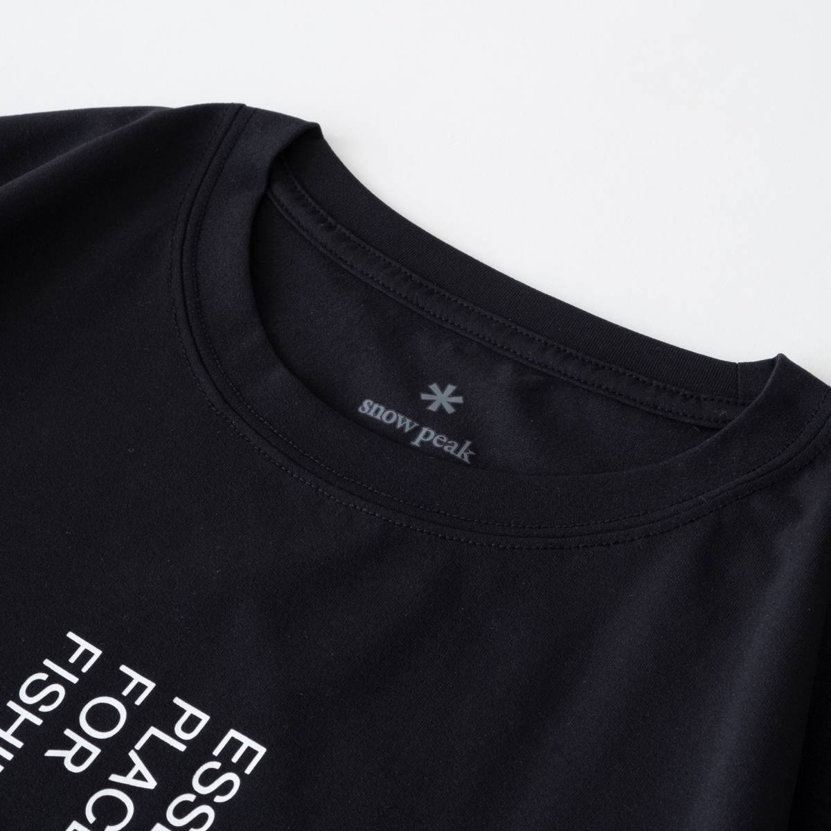 トーンドトラウト コラボ スイミング フィッシュ Tシャツ（2色）｜Snow Peak