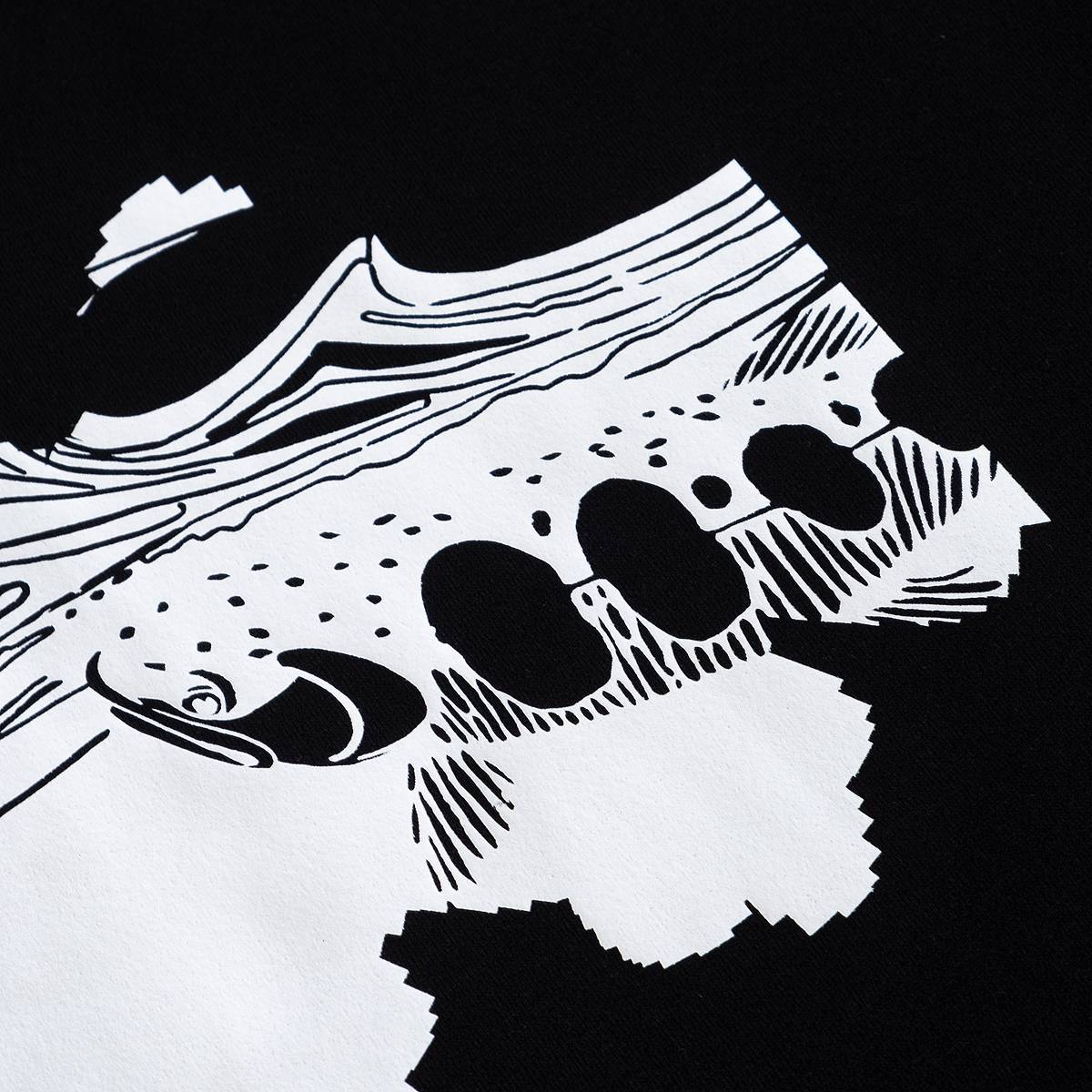 トーンドトラウト コラボ スイミング フィッシュ Tシャツ（2色）｜Snow Peak
