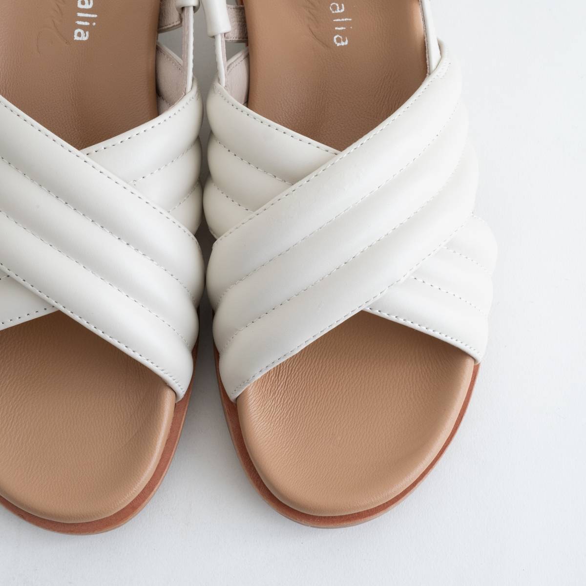 WOMEN EMU Australia Borradaile（2色）