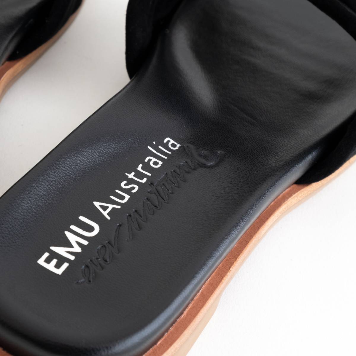 WOMEN EMU Australia Ikara（2色）
