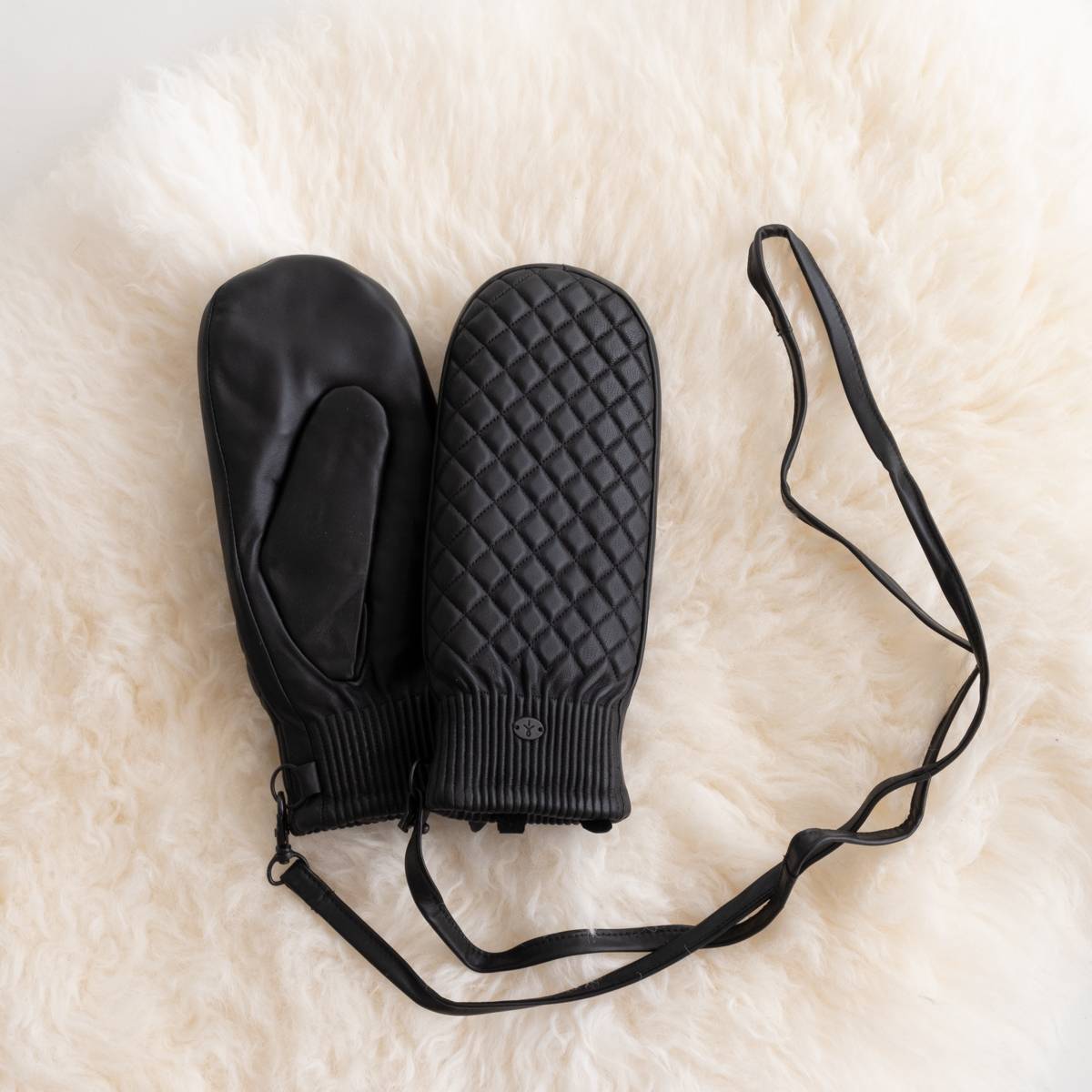 WOMEN EMU Australia Margaret Mittens