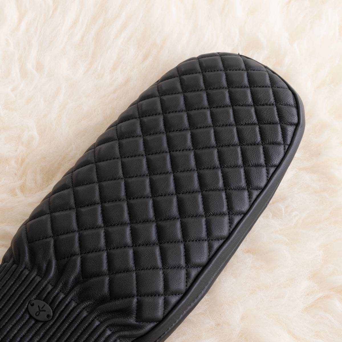 WOMEN EMU Australia Margaret Mittens