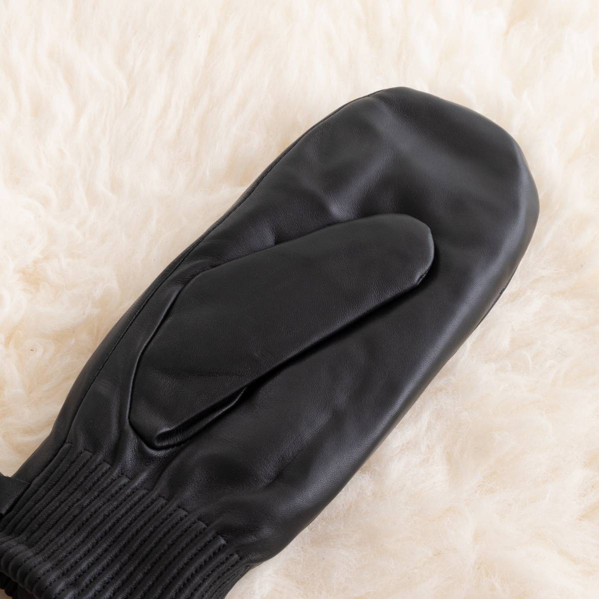 EMU Australia（エミュオーストラリア）Margaret Mittens 正規取扱通販