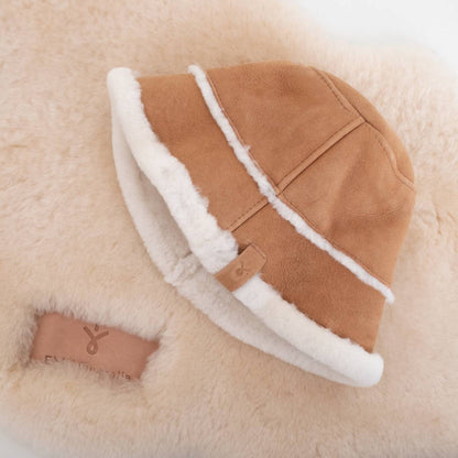 WOMEN EMU Australia Sheepskin Hat