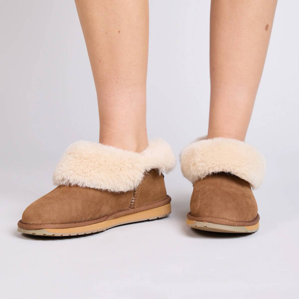 WOMEN EMU Australia Platinum Mintaro（2色）