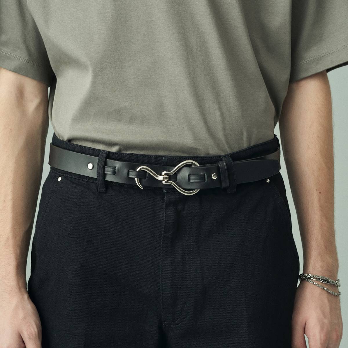 JUHA HOOK BUCKLE LEATHER BELT(BLACK) | JUHA (ユハ) - 通販 - FEEL