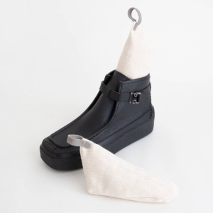 AUD007-002